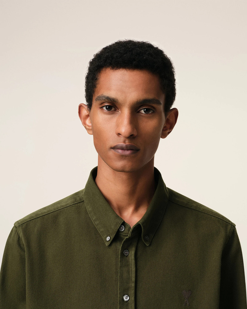 AMI – Chemise col boutonné Ami de coeur Loden – Image 4